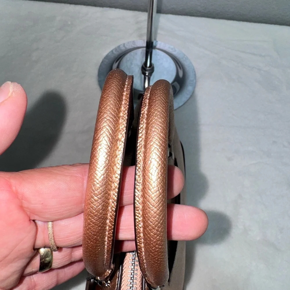 Coach rose gold Leather Interior